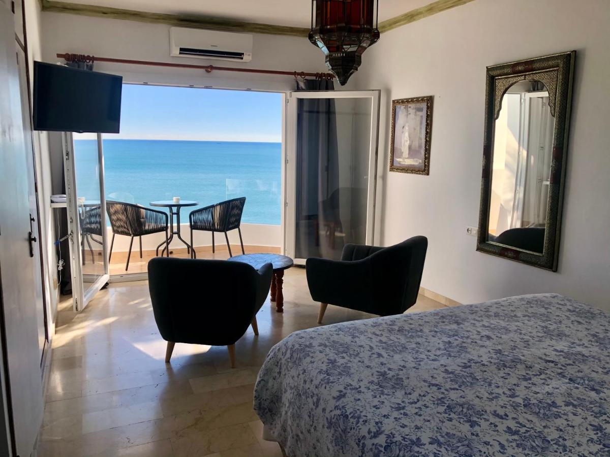 Hotel Boutique Milla De Plata Torreguadiaro Eksteriør bilde